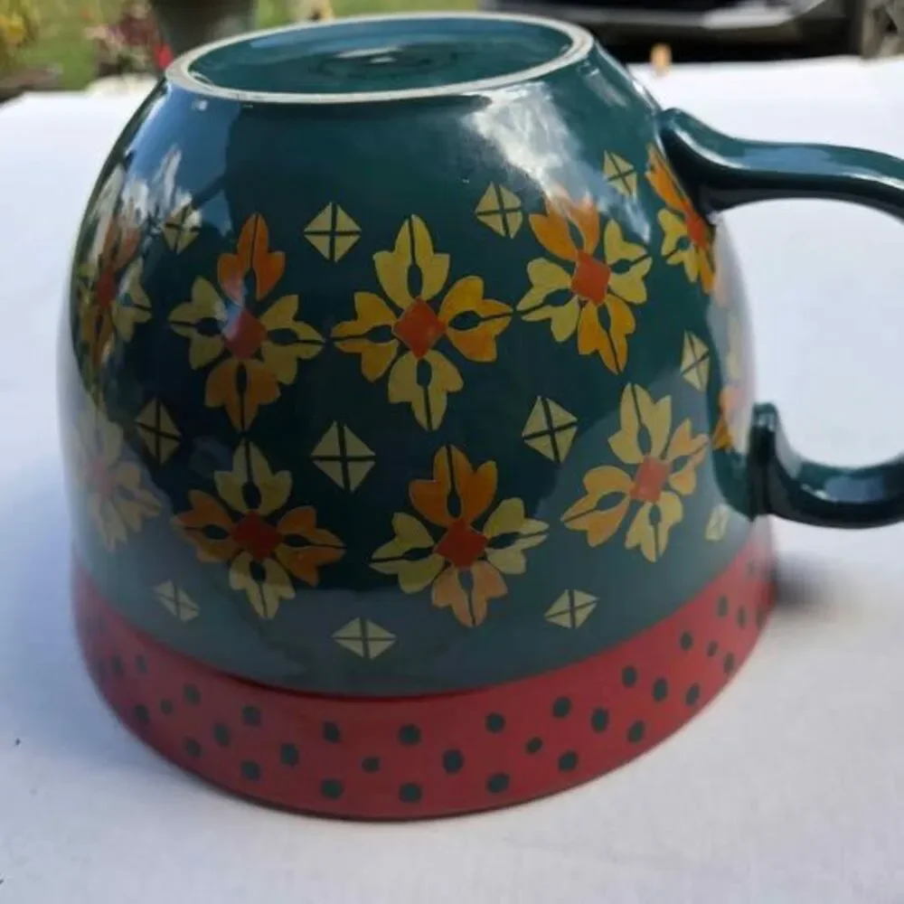 Pioneer Woman Vintage Geo pattern handled mixing bowl with pour spout